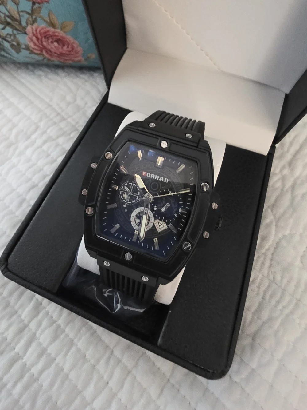 Men's Black Multifunction Chronograph Watch